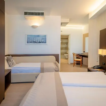 Hotel Adria Sul Mare 3*