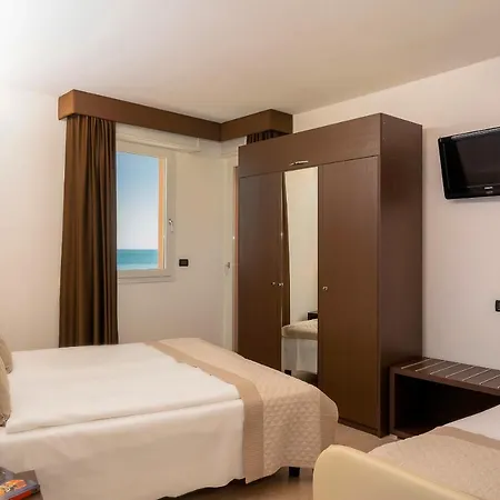 Adria Sul Mare Hotel 3*