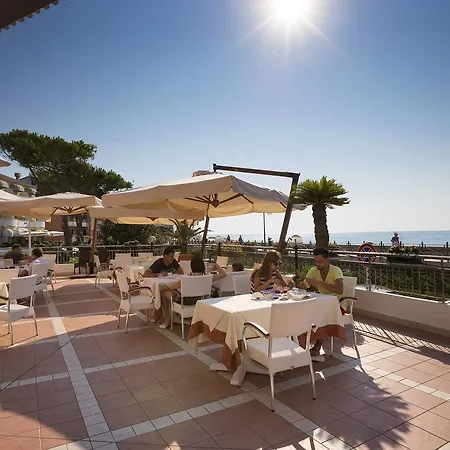 Adria Sul Mare Hotel 3*